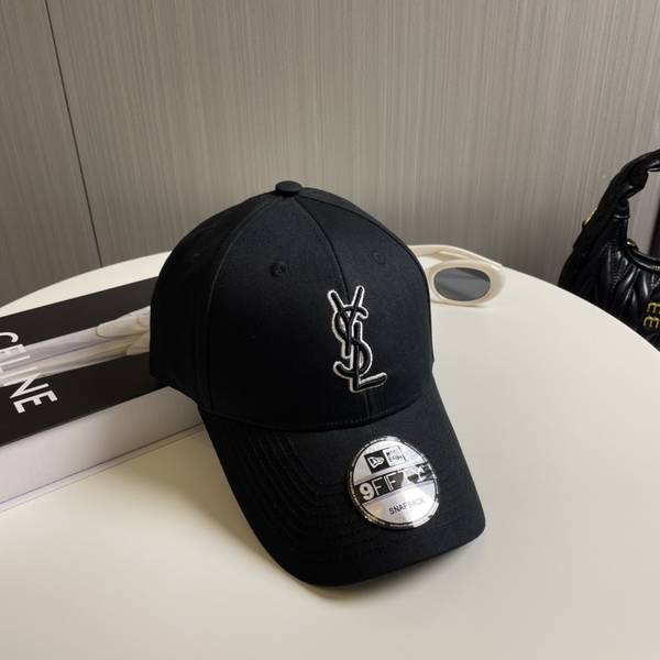 Yves Saint Laurent Hat SLH00026